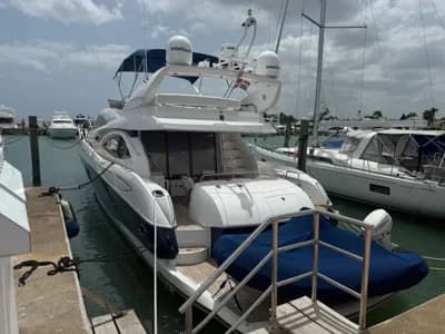 2004 Sunseeker Manhattan 64 Boat for Sale in La Romana 2