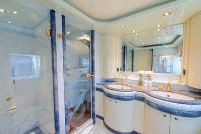2001 Heesen 130 Boat for Sale in Valencia 3
