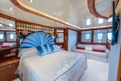 2001 Heesen 130 Boat for Sale in Valencia 4