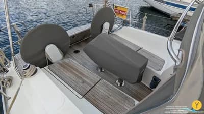 Bavaria Cruiser 37 3