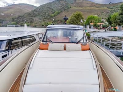 Invictus TT460 3