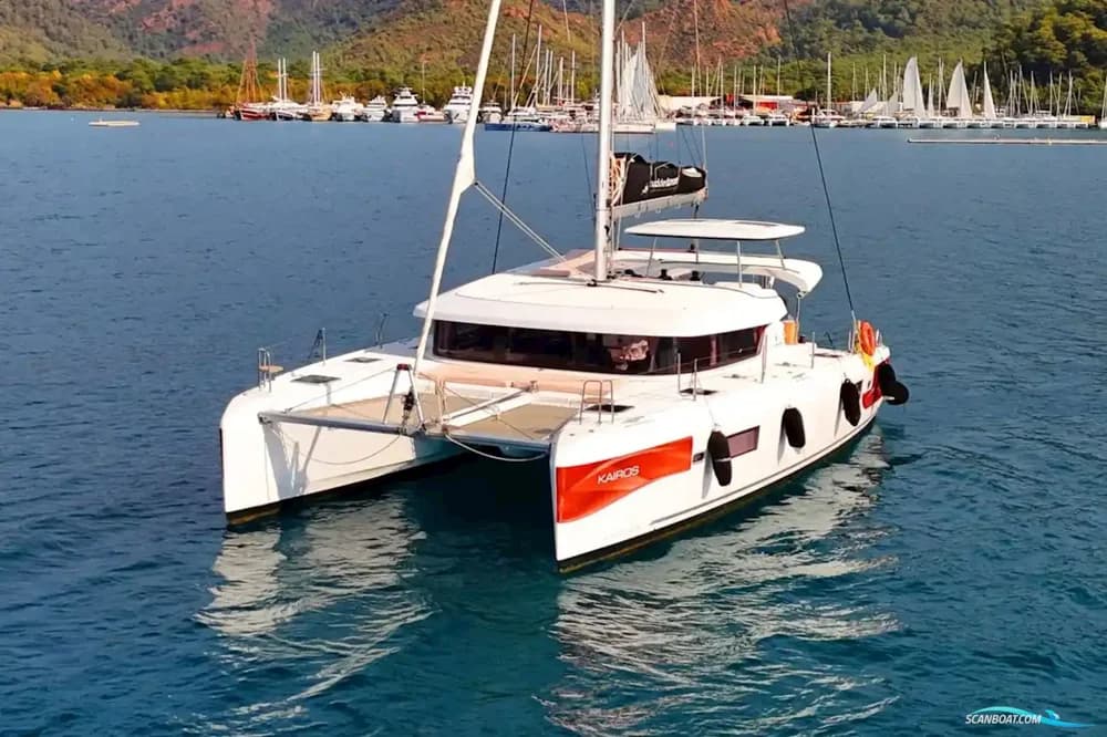 Lagoon 42