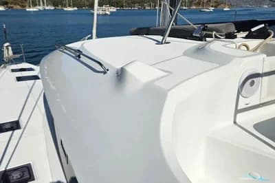 Lagoon 51 2