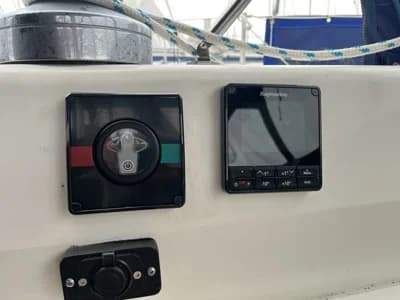 1989 Moody 376 Boat for Sale in Gosport 5