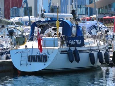 1985 Moody 37 Boat for Sale in Portland Marina 2