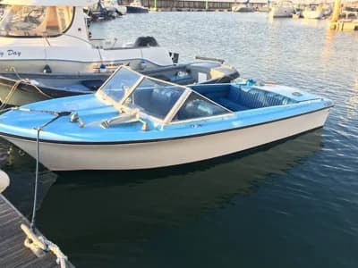 1971 Sunseeker Sovereign 17 Boat for Sale in Yarmouth 3