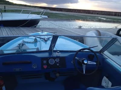 1971 Sunseeker Sovereign 17 Boat for Sale in Yarmouth 5
