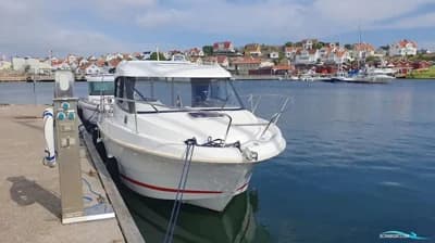 Beneteau Antares 780 2