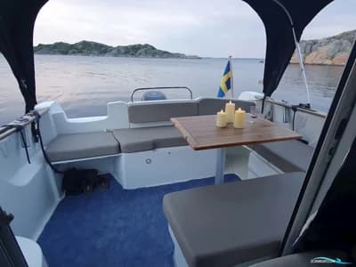 Beneteau Antares 780 5