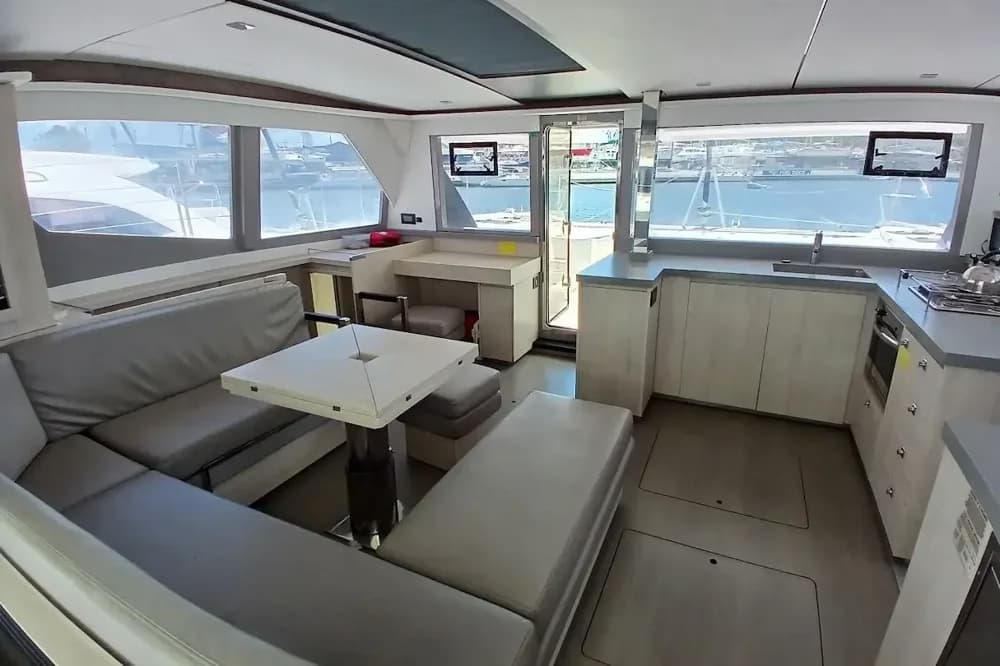 2020 Leopard 45 Boat for Sale