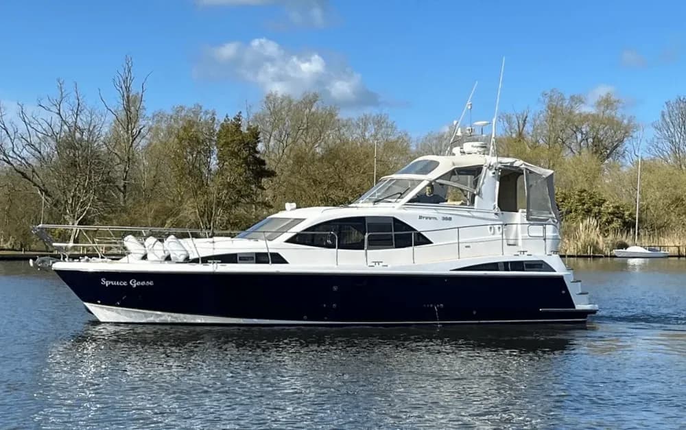 2009 Broom 395 Boat for Sale in Norfolk Yacht Agency