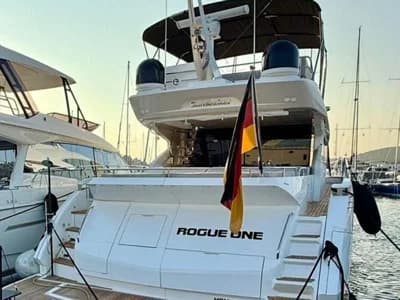 Sunseeker 74 Sport Yacht 3