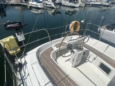 2003 Jeanneau Sun Odyssey 35 Boat for Sale in Chichester 3