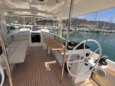 2020 Beneteau Oceanis Yacht 54 Boat for Sale in Barcelona 3