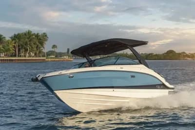 Sea Ray SLX 260 Boat for Sale in At Sales Office 2