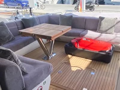 2016 Sunseeker 68 Sport Yacht Boat for Sale in Palma 3