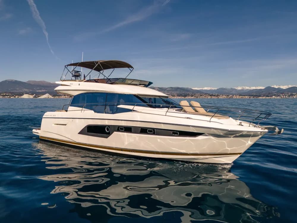 2018 Prestige 520 Fly Boat for Sale in Antibes