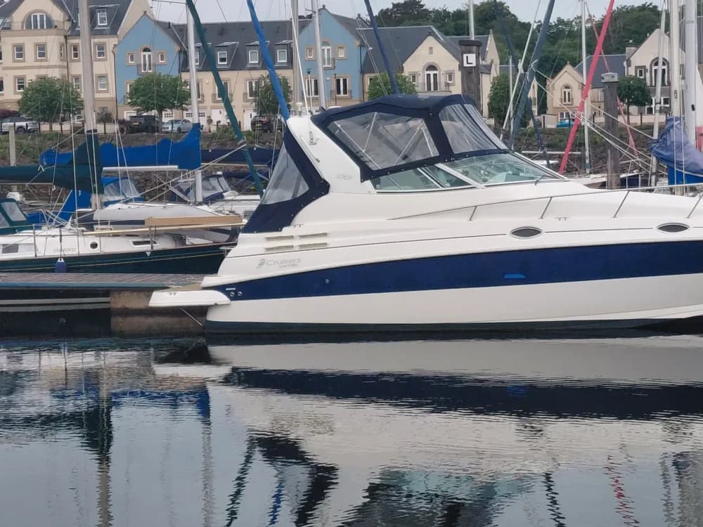 2006 Cruisers Yachts 280 CXI Boat for Sale in inverclyde