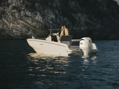Invictus 240 FX Boat for Sale 3