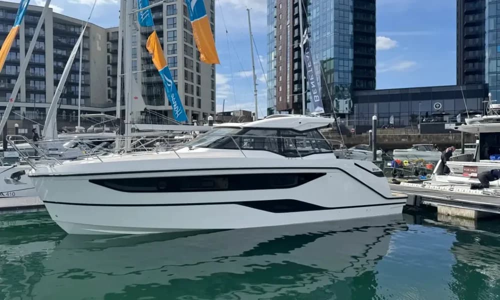 2026 Bavaria SR35 HT Boat for Sale in Swanwick Marina