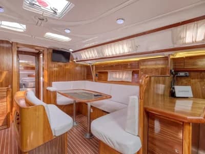 2008 Bavaria 46 Cruiser Boat for Sale in Rochford 2