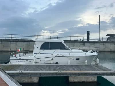 2001 Beneteau Antares 7.60 Boat for Sale in L 2