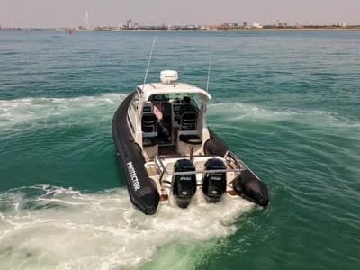 2004 Protector 28 Targa Boat for Sale in Portsmouth 3