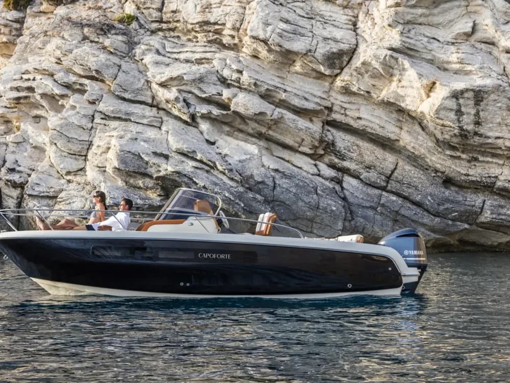 Invictus 240 FX Boat for Sale