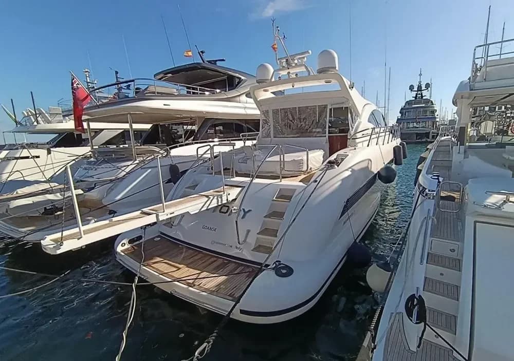 2001 Mangusta 72 Boat for Sale in Illes Balears