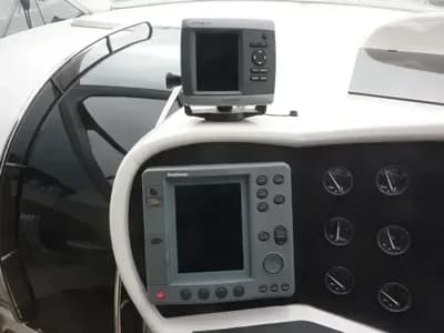 1998 Birchwood 370 Commando Boat for Sale in Windsor 3