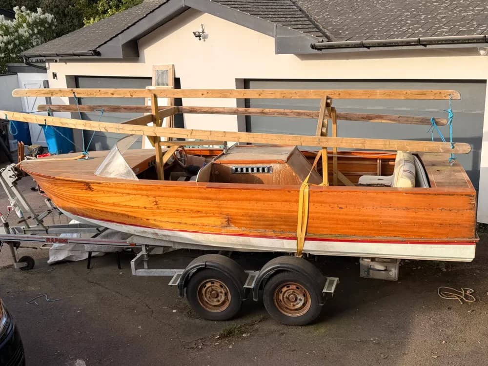 1959 Chris-Craft 17 Ski Boat Boat for Sale in Maidenhead
