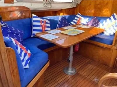 1986 Seastream 34 Boat for Sale in Portsmouth 3