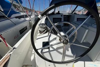 Jeanneau Sun Odyssey 410 2