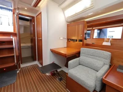 2017 Hanse 455 Boat for Sale in Hamble 3