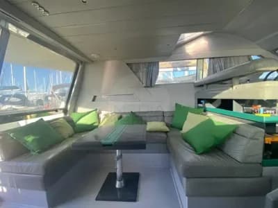 1988 Ferretti Yachts 40 Altura Boat for Sale 3