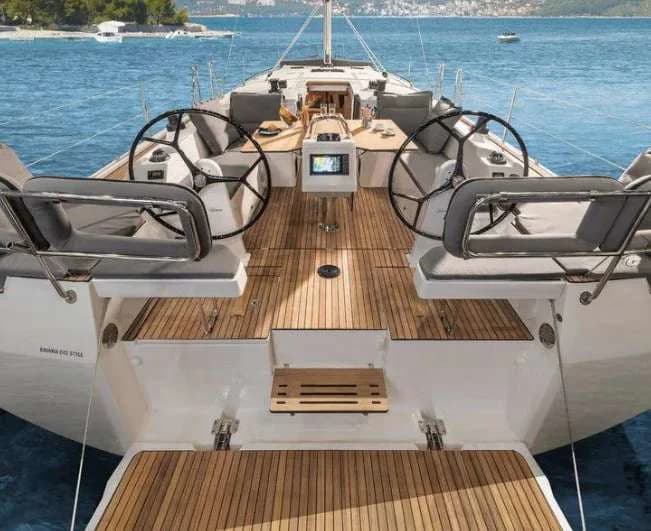 BAVARIA C42