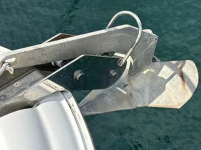 SEA RAY 540 COCKPIT MOTORYACHT 3