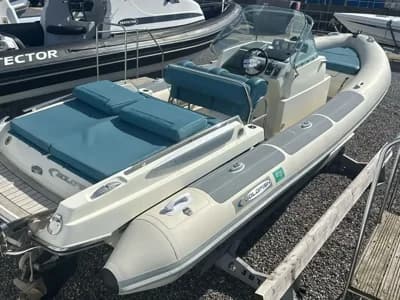 2008 Goldfish 25 Boat for Sale in Portchester 2