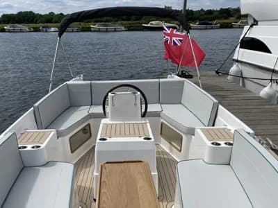 2023 Interboat Intender 700 Boat for Sale in Wargrave 2
