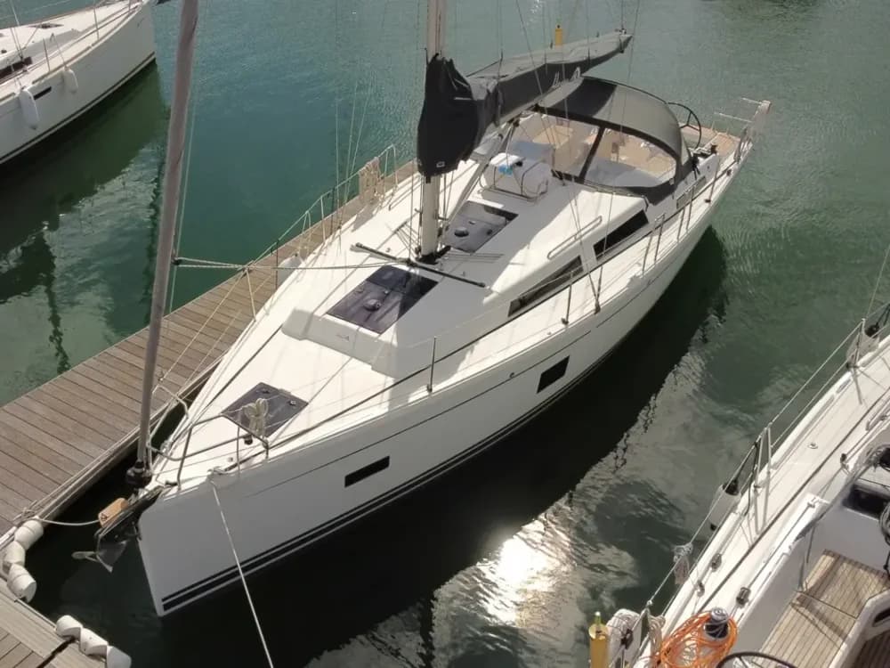 2021 Hanse 388 Boat for Sale in Hamble