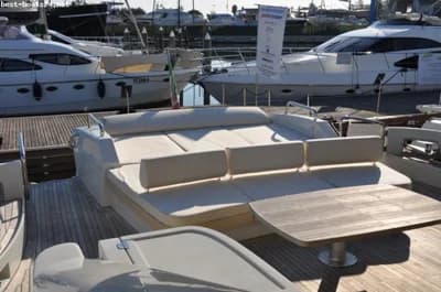 AZIMUT S 86 2