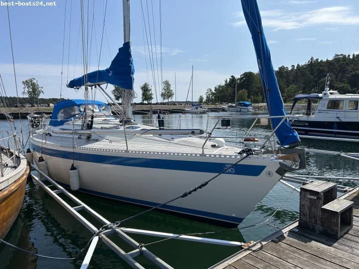 SWEDEN YACHTS 340