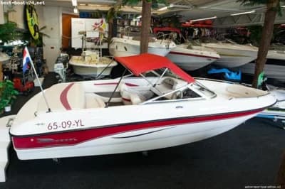 CHAPARRAL 200 SSE BOWRIDER 3