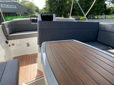 CORSIVA 595 TENDER 3