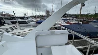 FAIRLINE 43 FLYBRIDGE 3