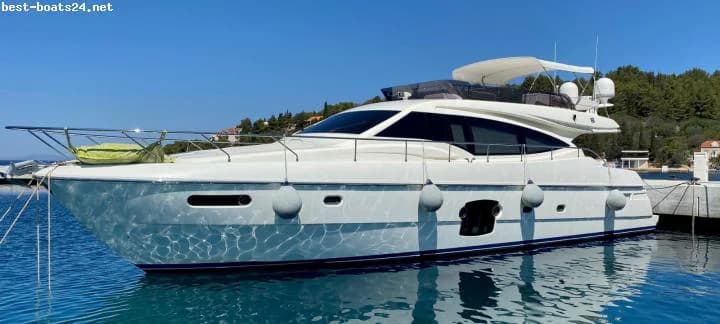FERRETTI 592 FLY - 2008