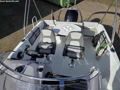 JEANNEAU CAP CAMARAT 5.5 WA S2 * TRAILER 2
