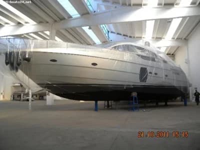 PERSHING 64 HT 2
