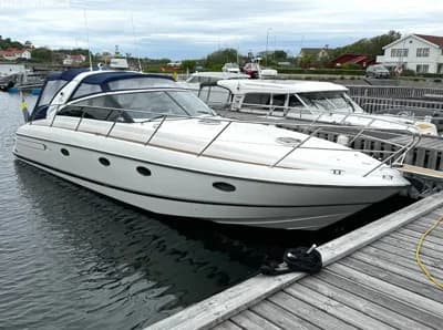 PRINCESS V42 2