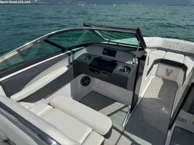 REGAL LS4 3
